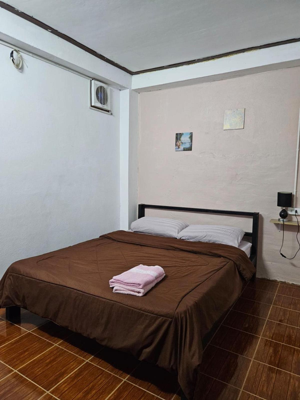 Bami Hostel 타케크 외부 사진